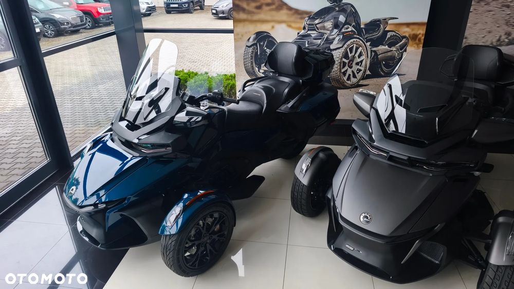 Can-Am Spyder - 3