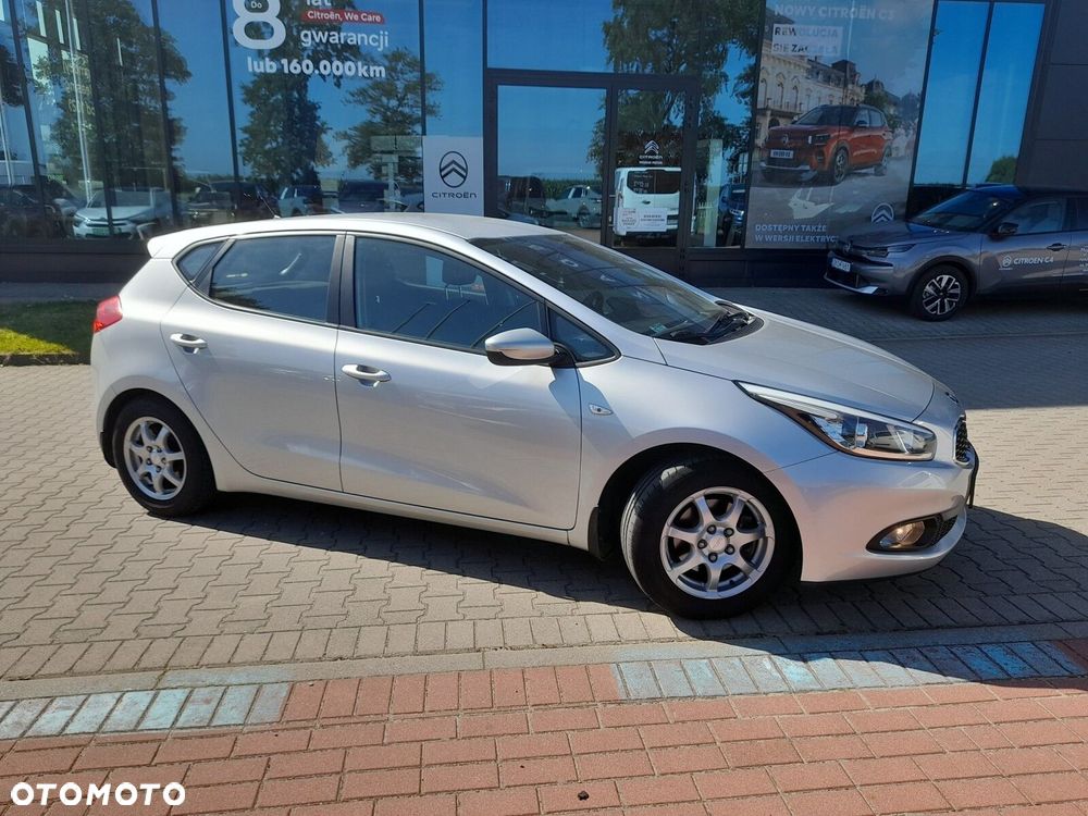 Kia Ceed 1.6 GDI M - 4