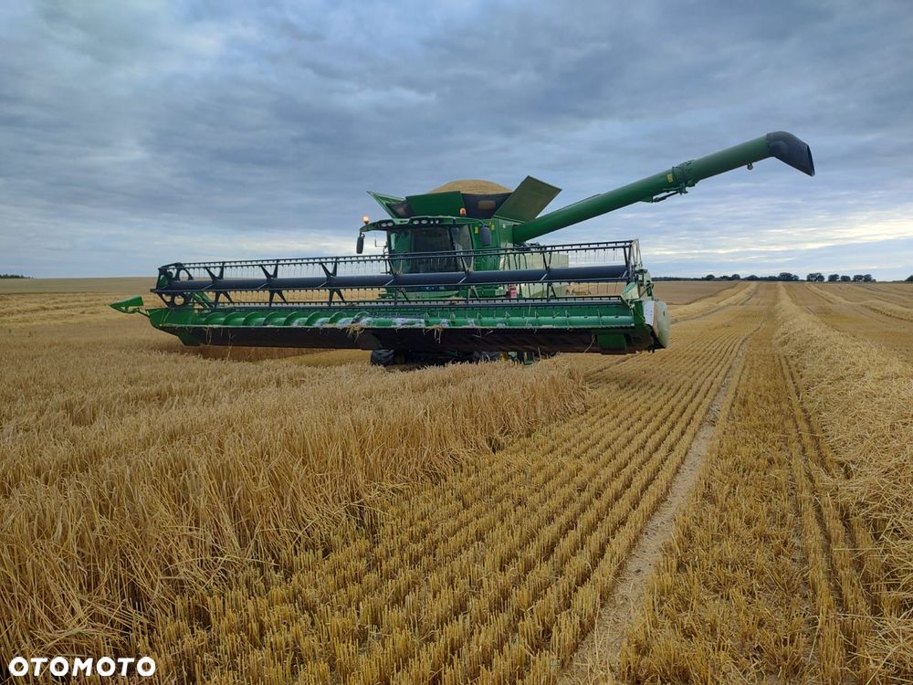 John Deere S690I - 11
