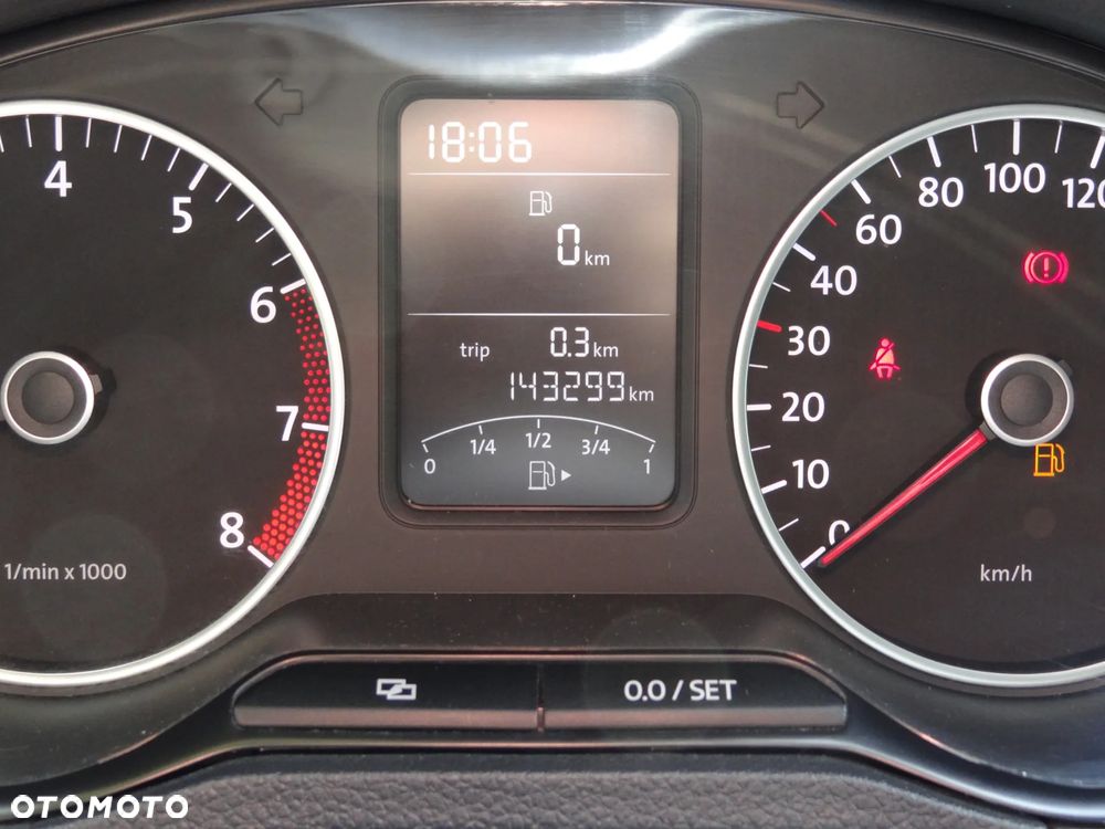 Volkswagen Polo 1.2 TSI Black/Silver Edition - 10