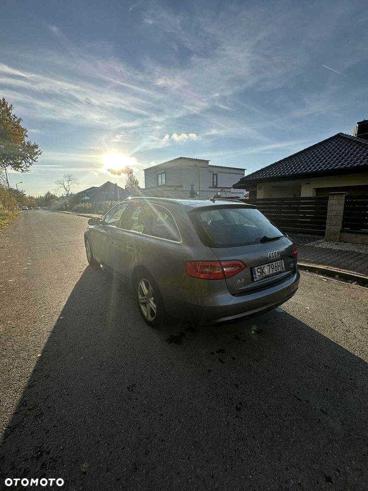 Audi A4 Avant 2.0 TDI DPF quattro Ambition - 5
