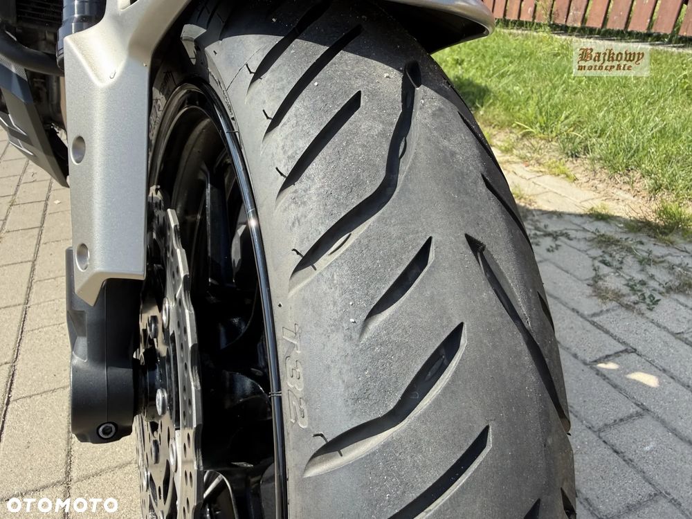 Kawasaki Versys 1000 - 11