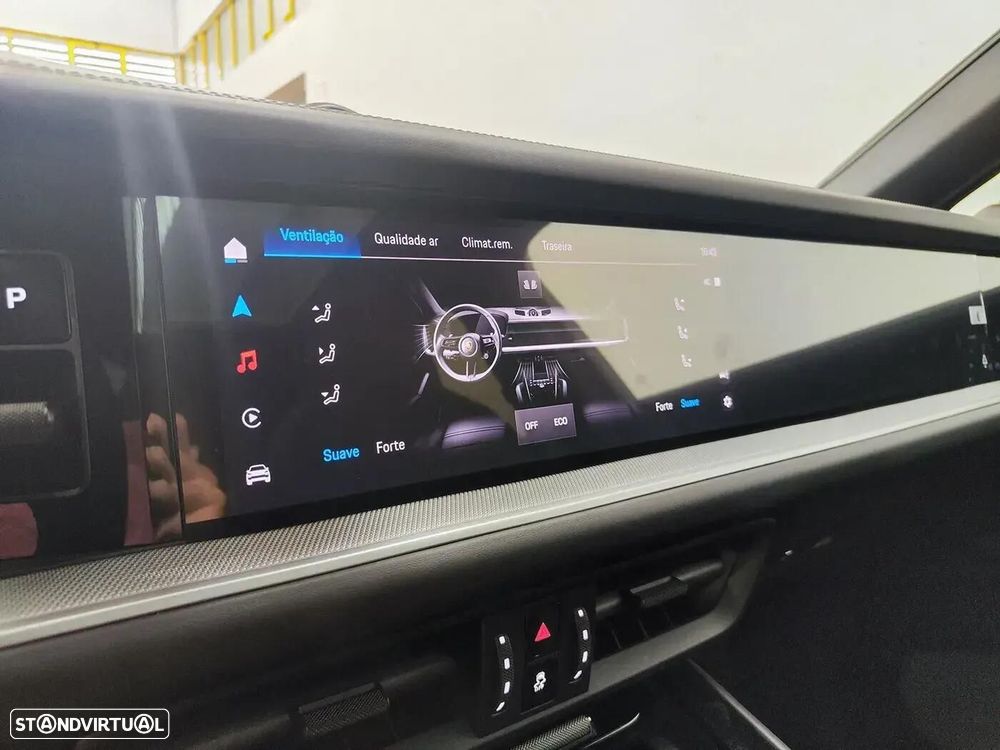 Porsche Cayenne Coupé E-Hybrid - 29