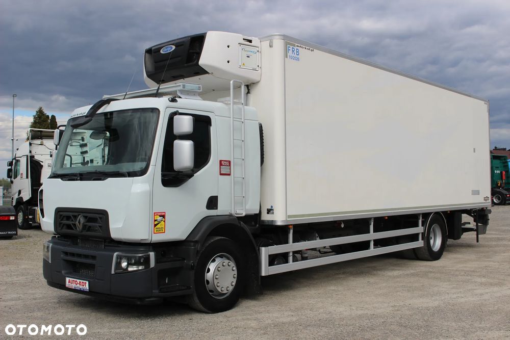 Renault D320 CHŁODNIA/*CARRIER* 1150mt /CHEREAU/TYLNE DRZWI / KAB.SYPIALNA/ EURO 6/*SERWIS FR*/ SUPER STAN - 4