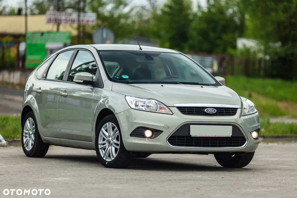 Ford Focus 1.6 Ghia - 12