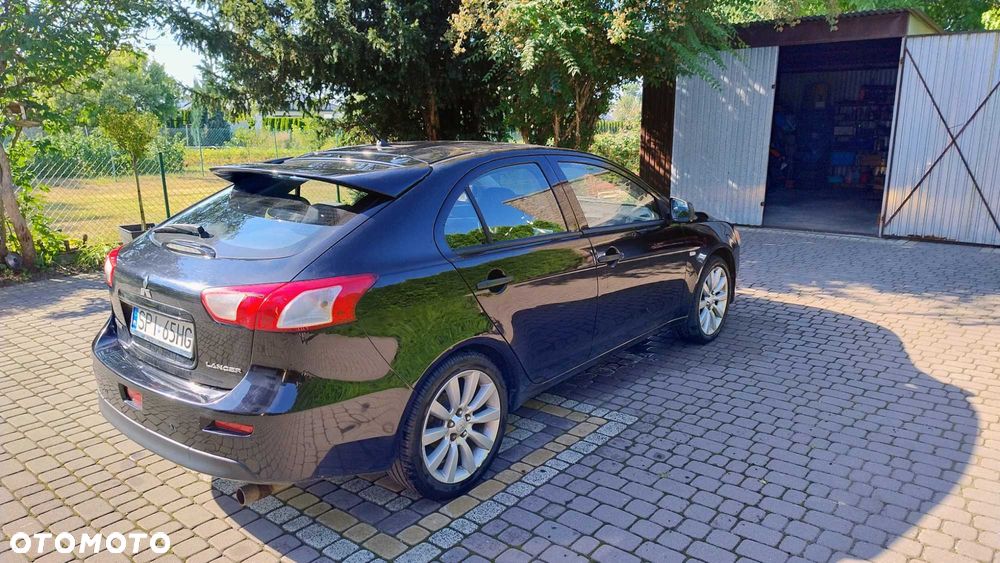 Mitsubishi Lancer - 2