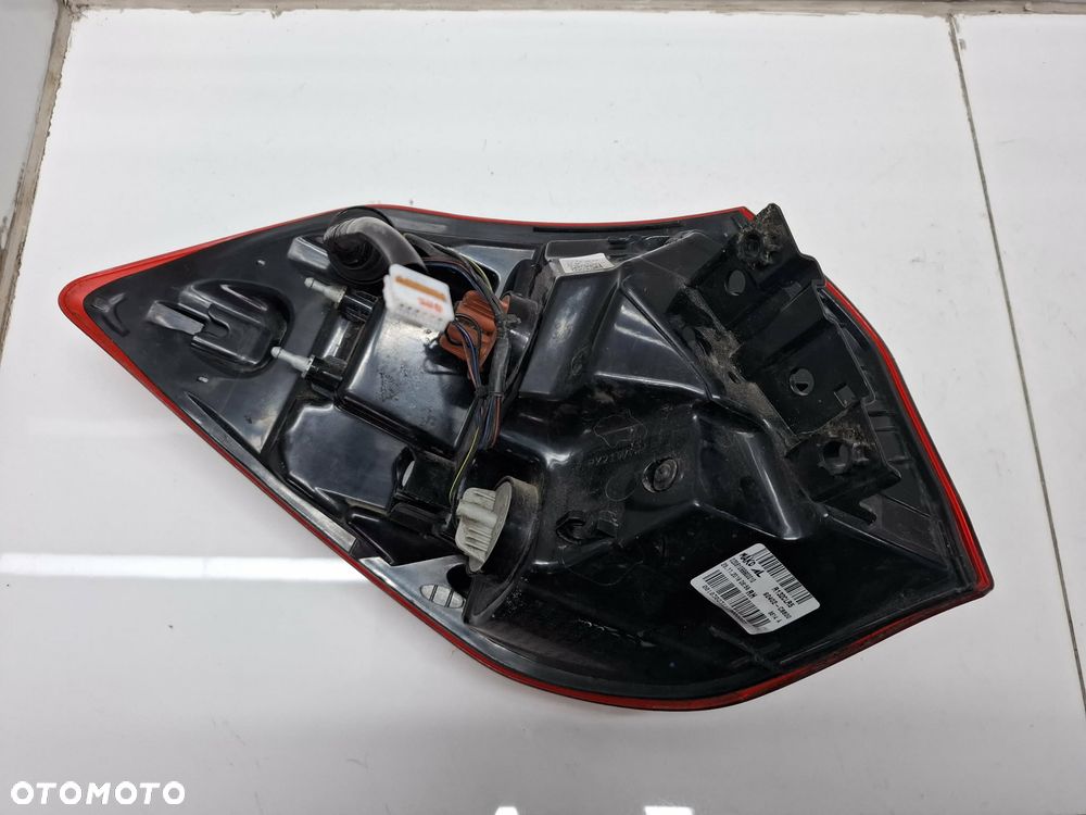Hyundai i20 II LIFT 18-20 Idealna lampa prawa tył tylna 92402-C8600 - 5