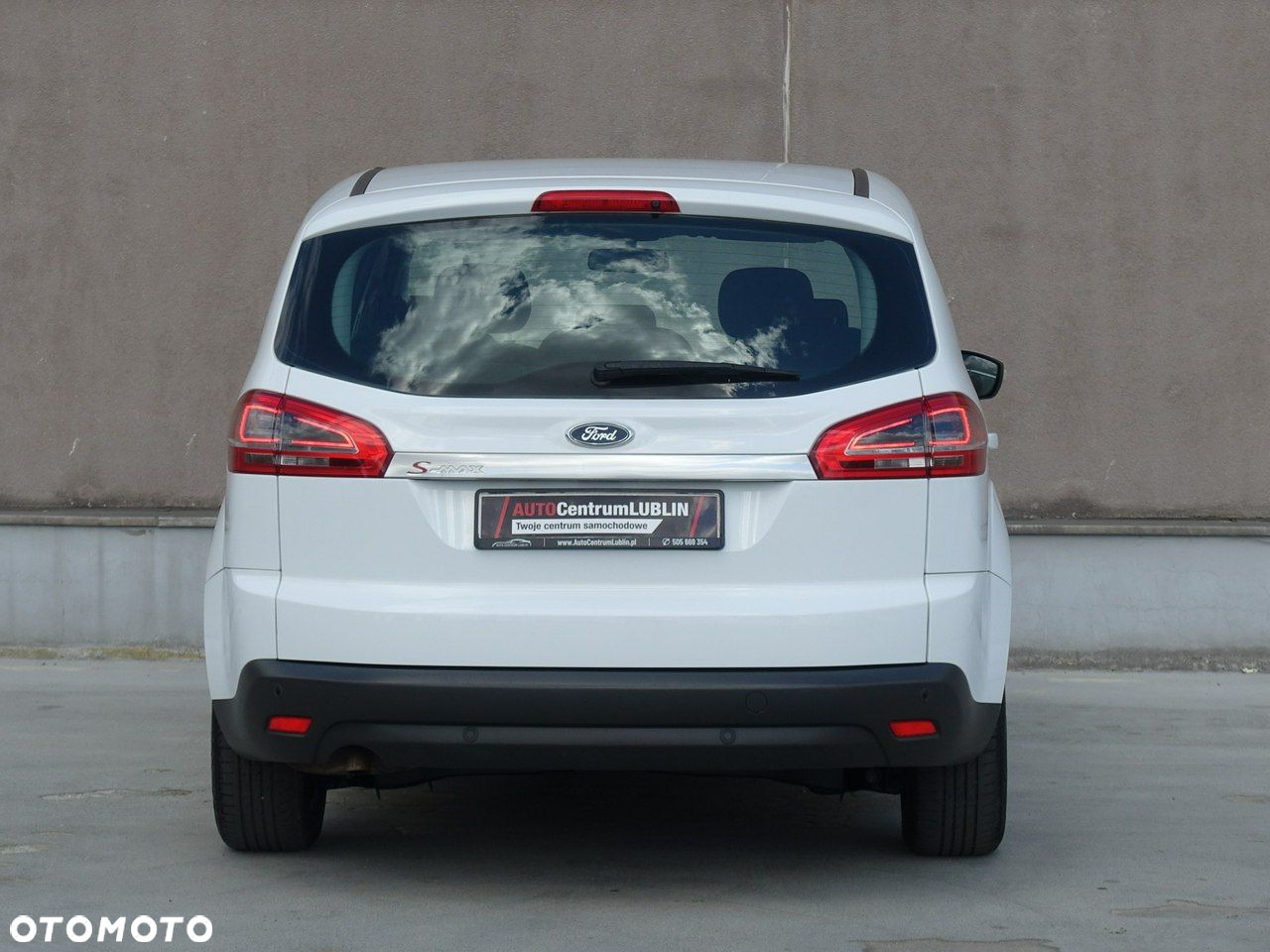 Ford S-Max - 9