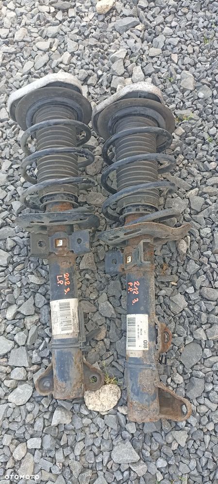 MERCEDES W212 e-klasa AMORTYZATOR PRZEDNI Avantgarde