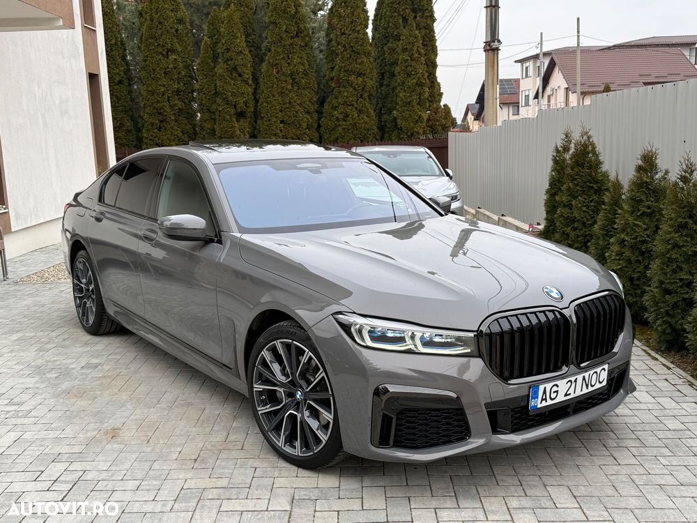 BMW Seria 7 730d xDrive MHEV - 32