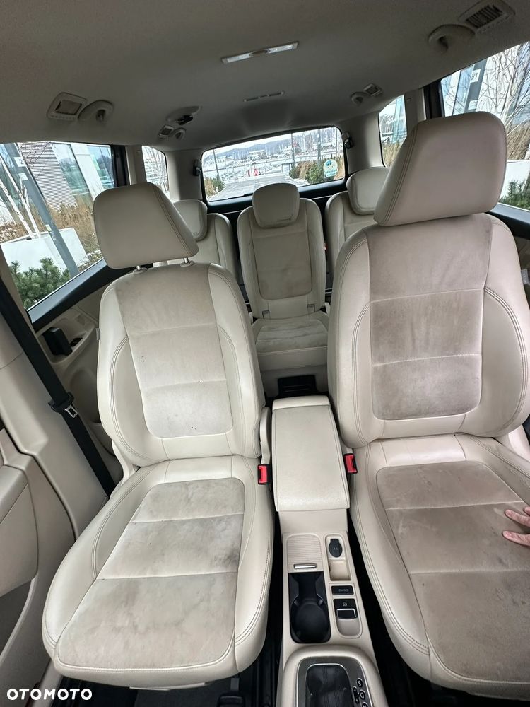 Volkswagen Sharan 2.0 TDI Comfortline DSG - 12