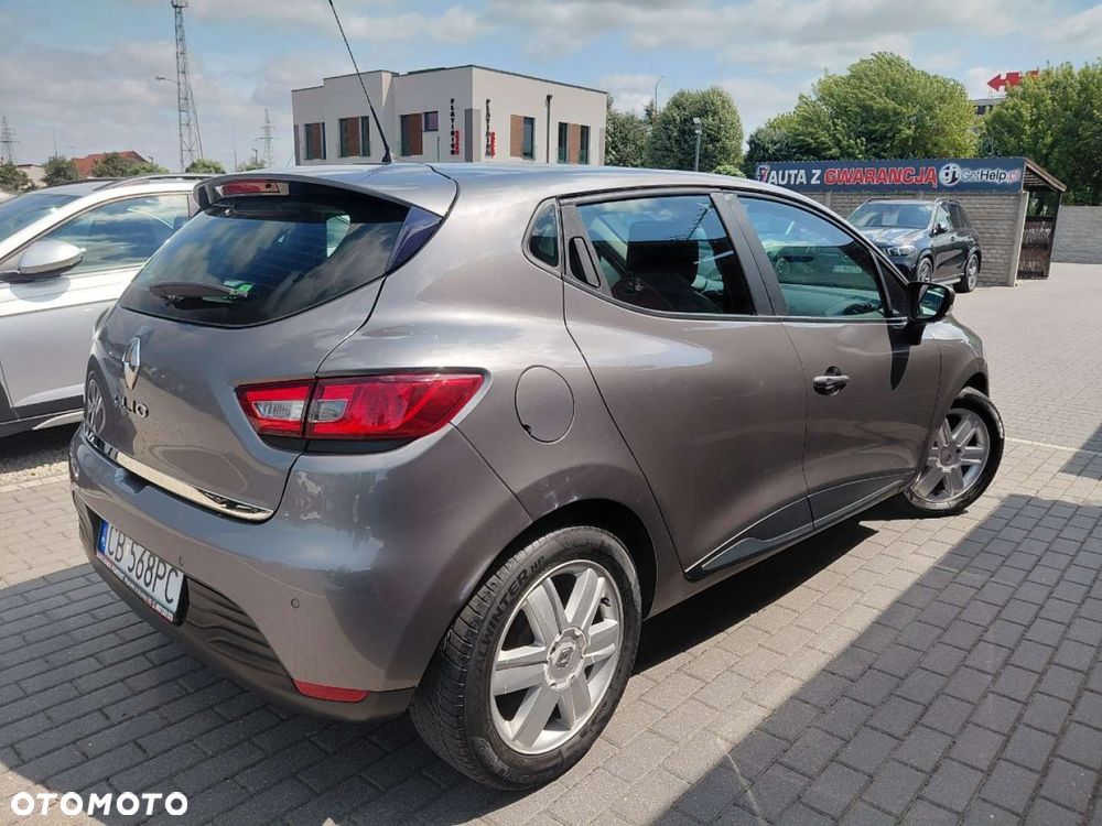 Renault Clio - 8