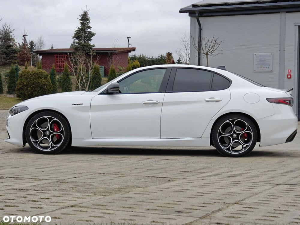 Alfa Romeo Giulia 2.0 Turbo 16V AT8 Veloce Ti - 3