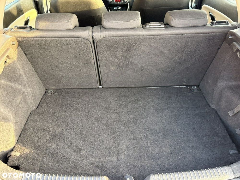 Kia Ceed 1.6 GDI DCT Spirit - 17