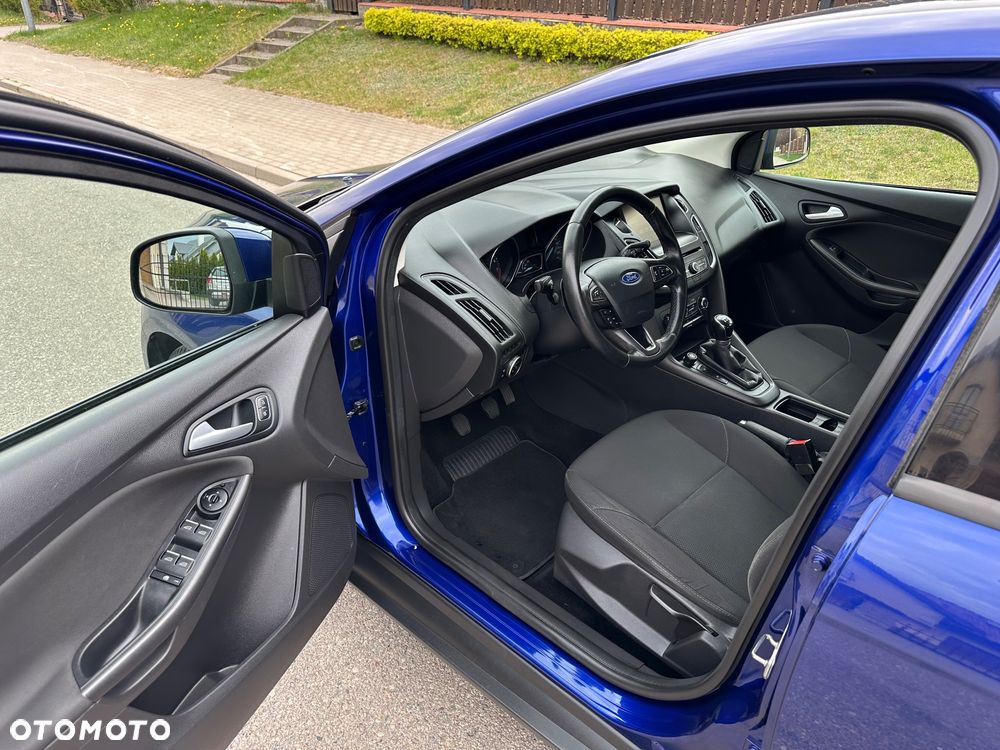 Ford Focus 1.0 EcoBoost Titanium - 12