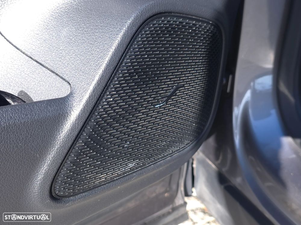 Mercedes-Benz EQB 300 4Matic AMG Line - 14