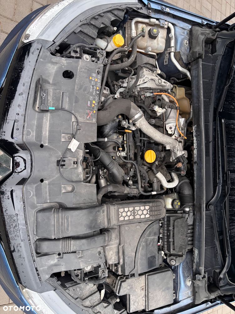 Renault Megane 1.6 TCe GT EDC - 28