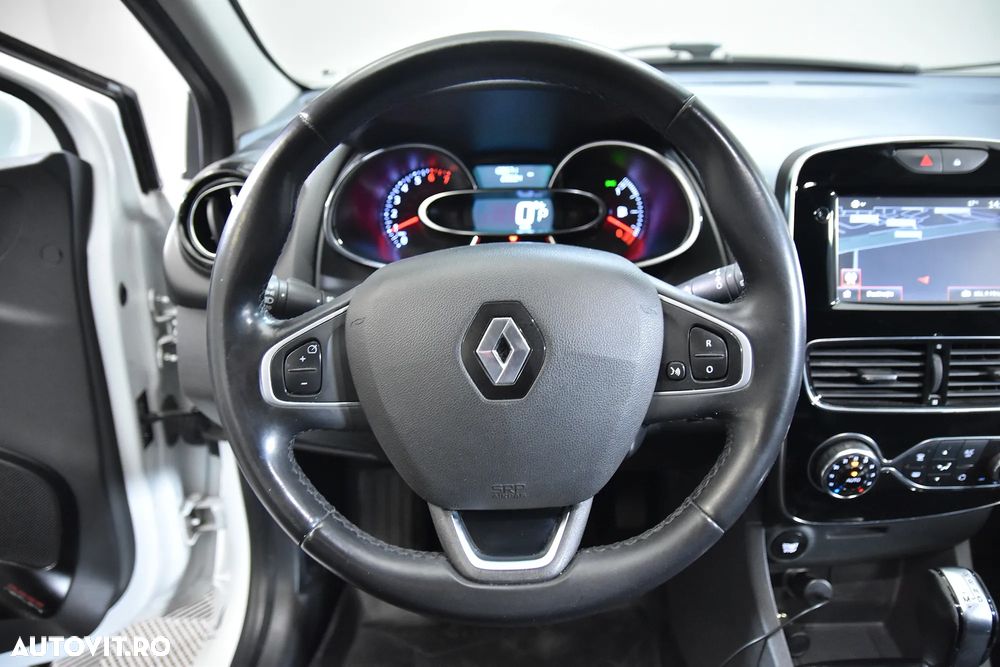 Renault Clio - 17