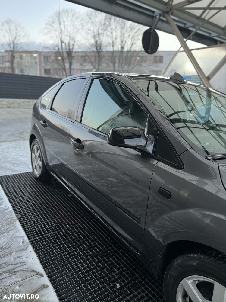 Ford Focus 1.6 TDCi Trend - 11