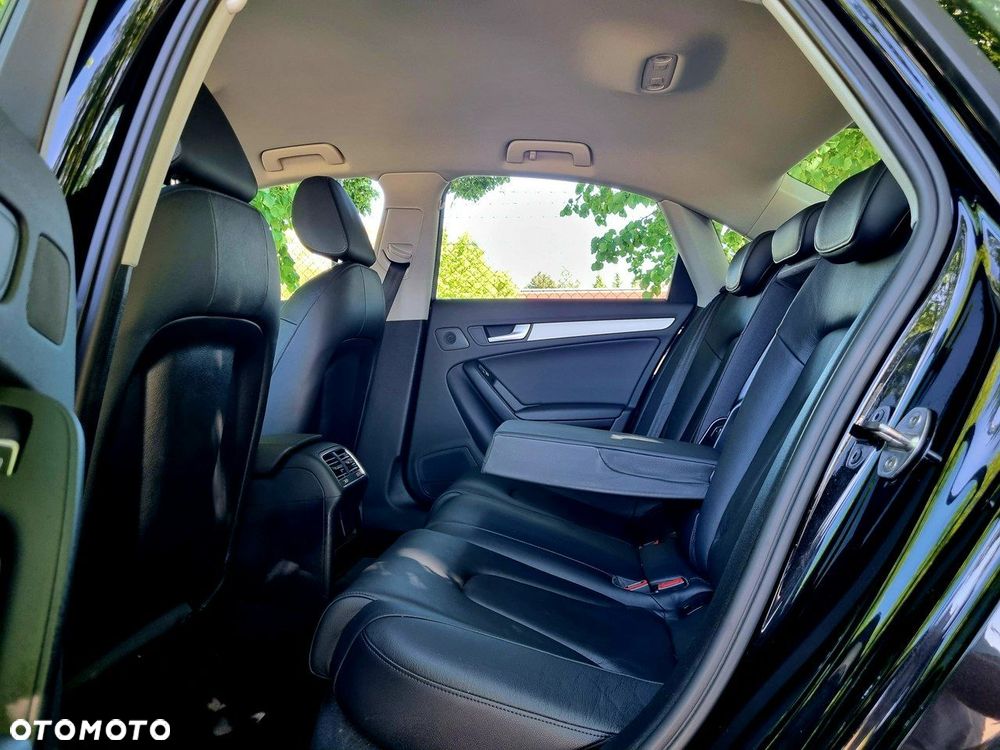 Audi A4 Limousine 1.8 TFSI S line Sportpaket - 11