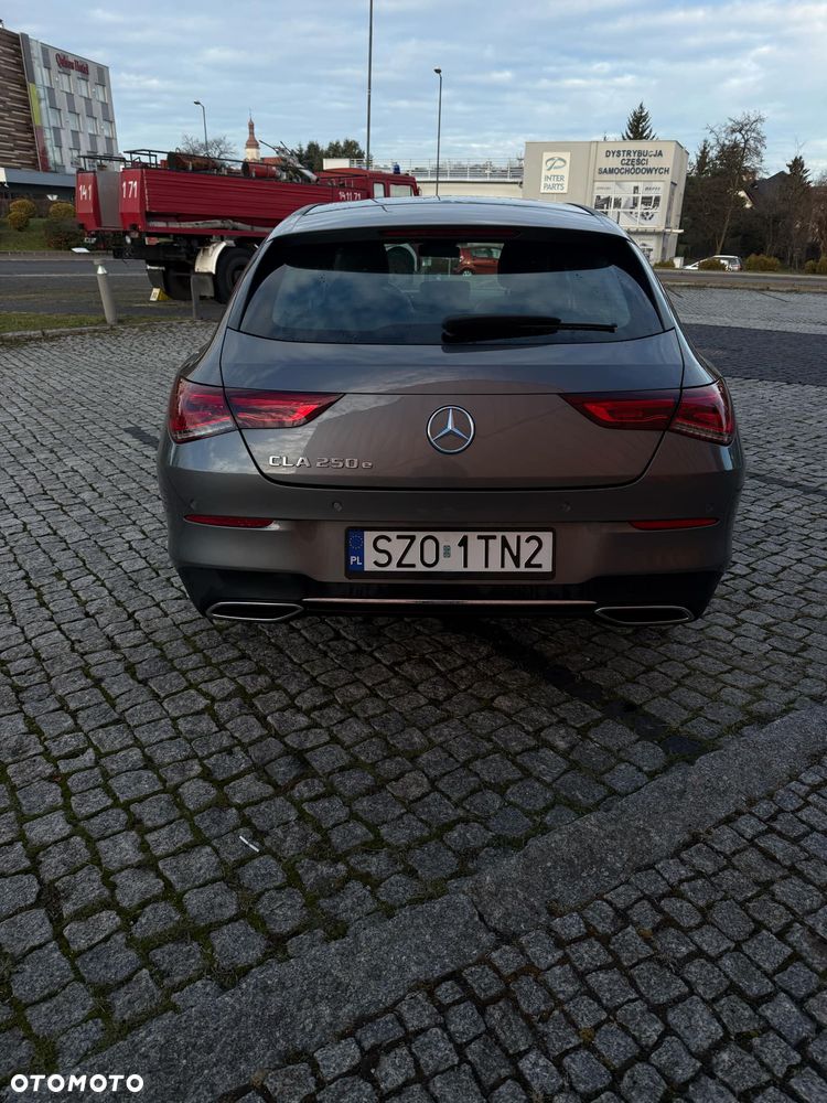 Mercedes-Benz CLA - 6