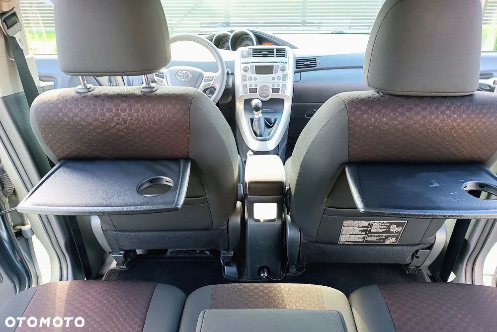 Toyota Verso 2.0 D-4D Luna - 19