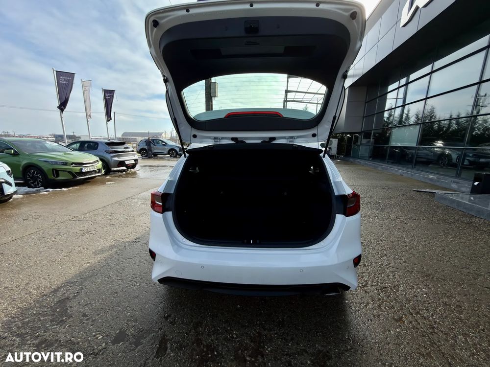 Kia Ceed 1.5 T-GDI 6MT Best - 13