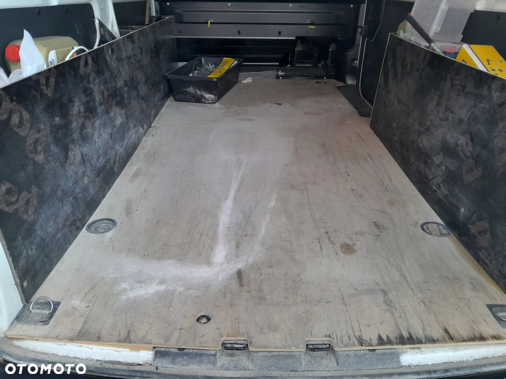Opel Vivaro furgon - 29