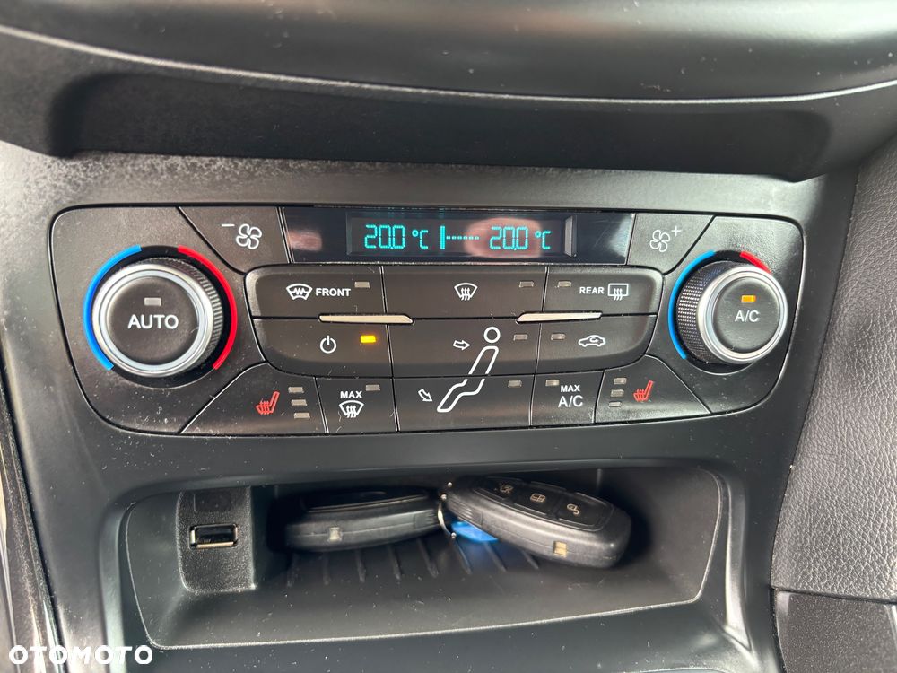 Ford Focus 1.5 EcoBoost STart-Stopp-System ST-LINE - 14