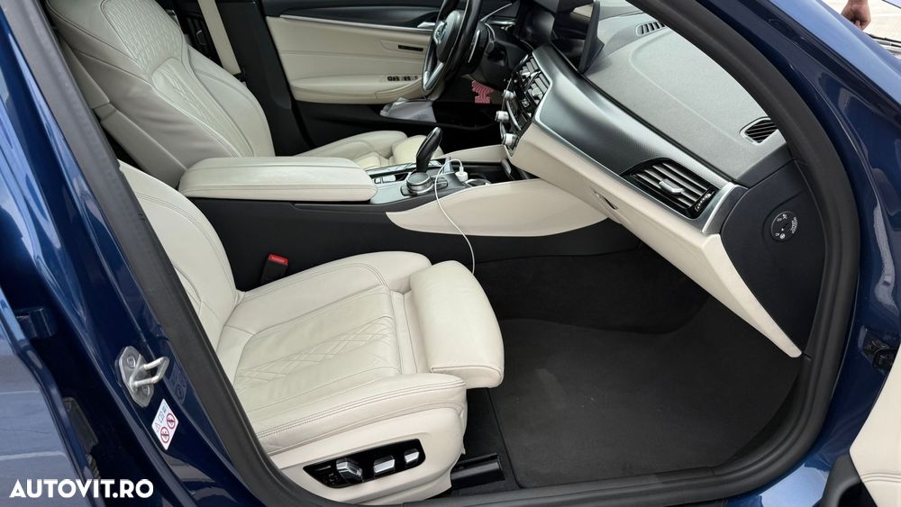 BMW Seria 5 540d xDrive AT MHEV - 11