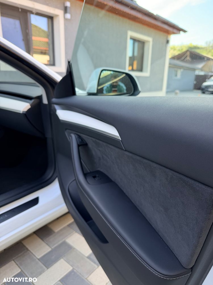 Tesla Model 3 Langstreckenbatterie Allradantrieb Dual Motor - 23