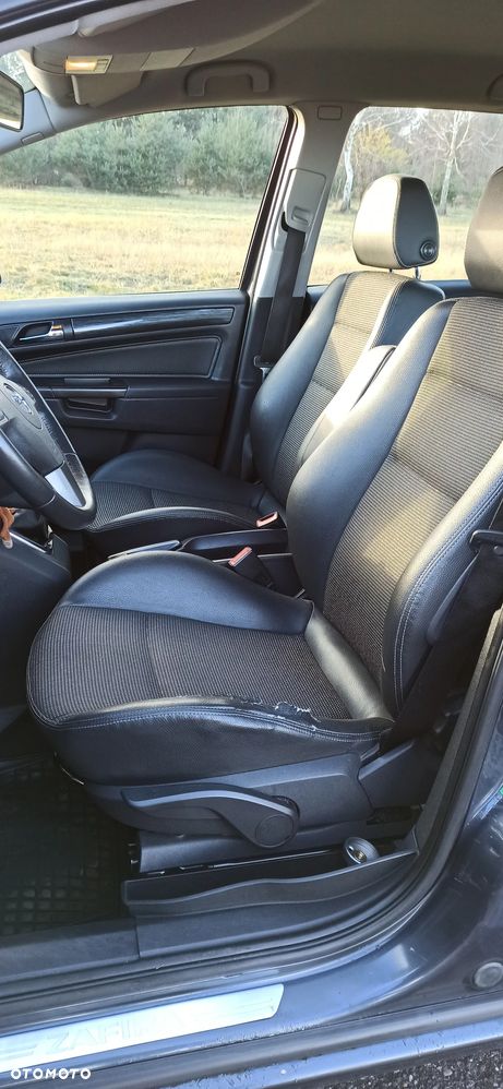 Opel Zafira 1.8 Family - 14