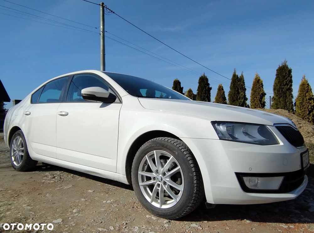 Skoda Octavia 2.0 TDI Style DSG - 11