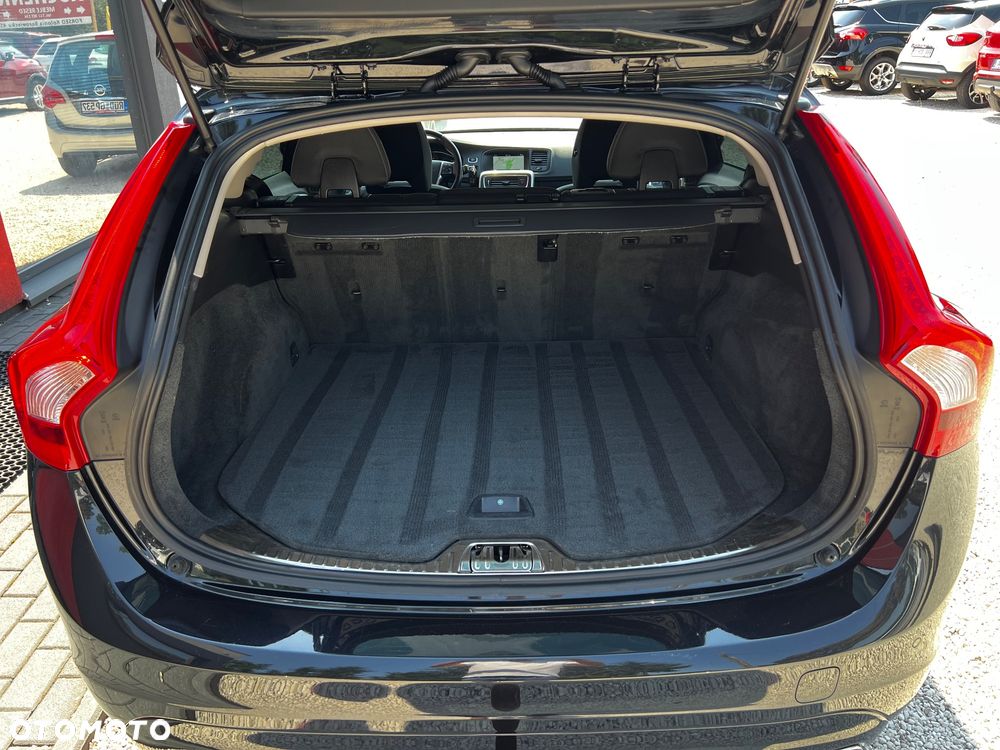 Volvo V60 D4 - 32