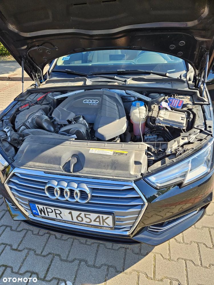 Audi A4 Limousine - 6