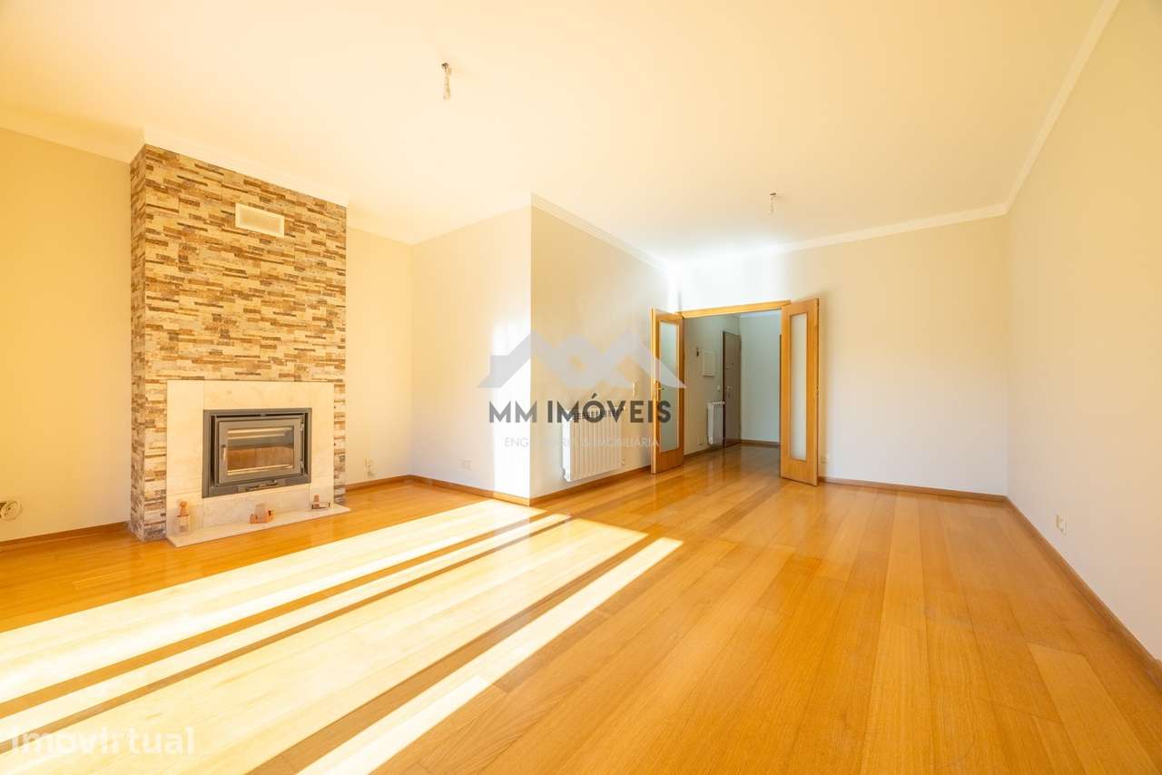 Apartamento T2 | Vila Nova Gaia | Terraço | Garagem - Grande imagem: 2/34