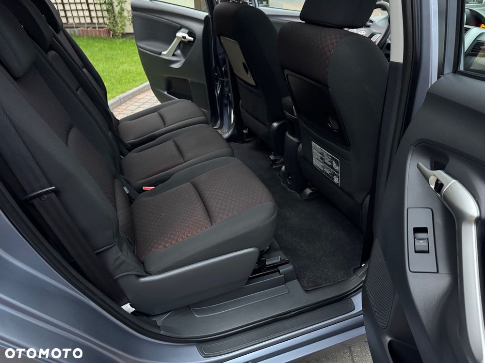 Toyota Verso 1.8 Travel - 16