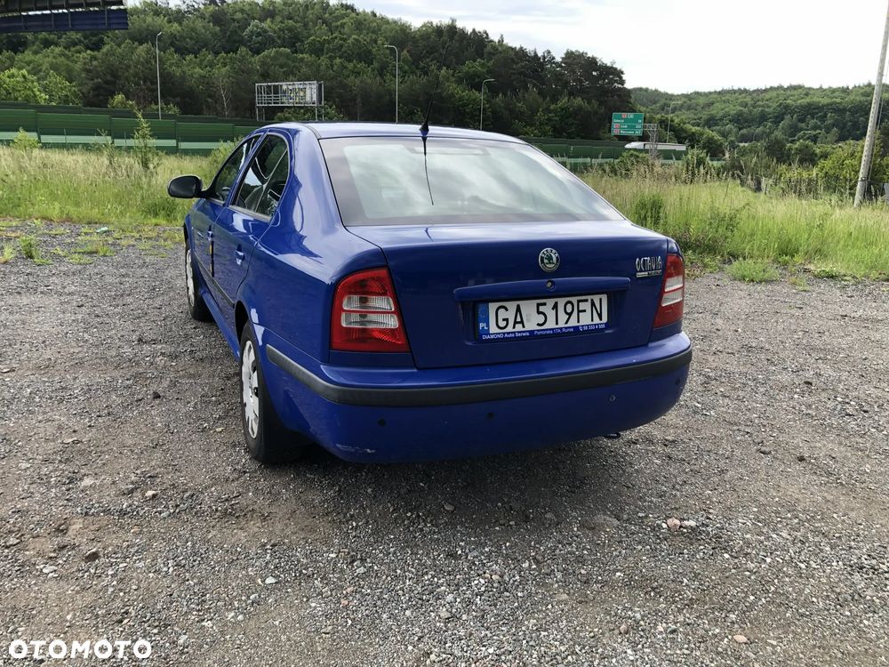 Skoda Octavia 1.6 Tour Classic - 3