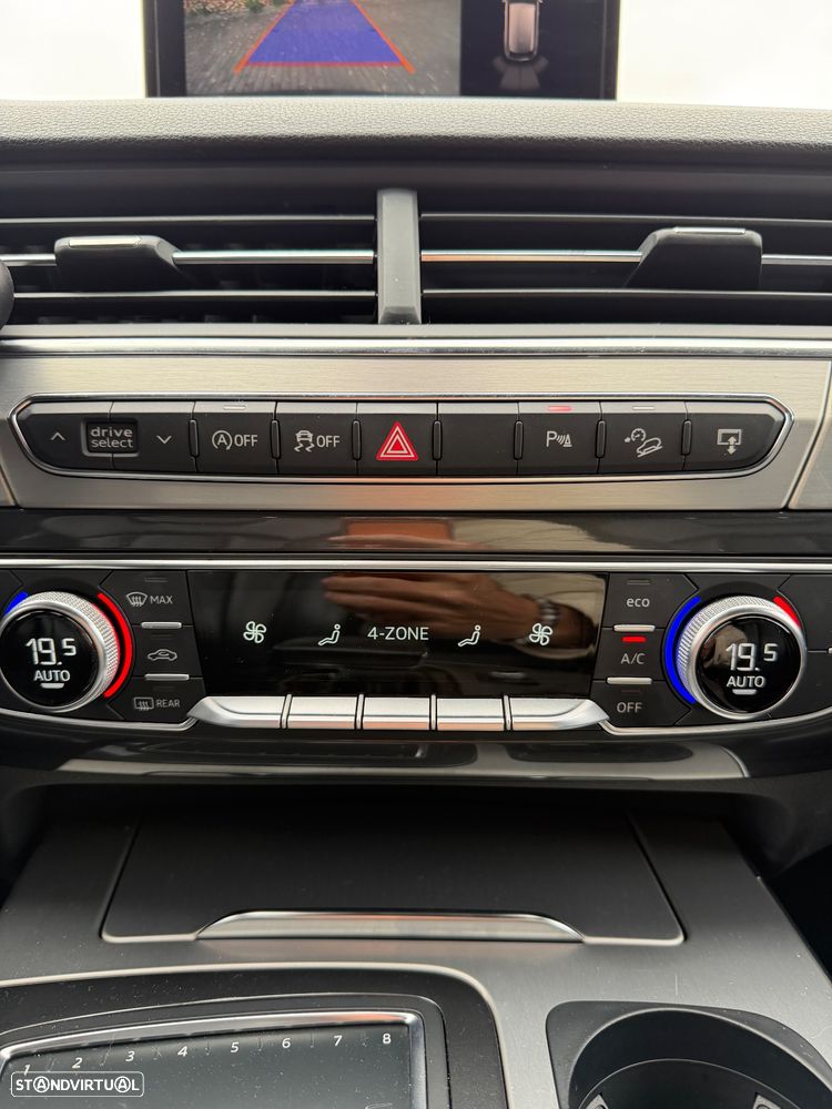 Audi Q7 3.0 TDI quattro S-line Tiptronic 7L - 15