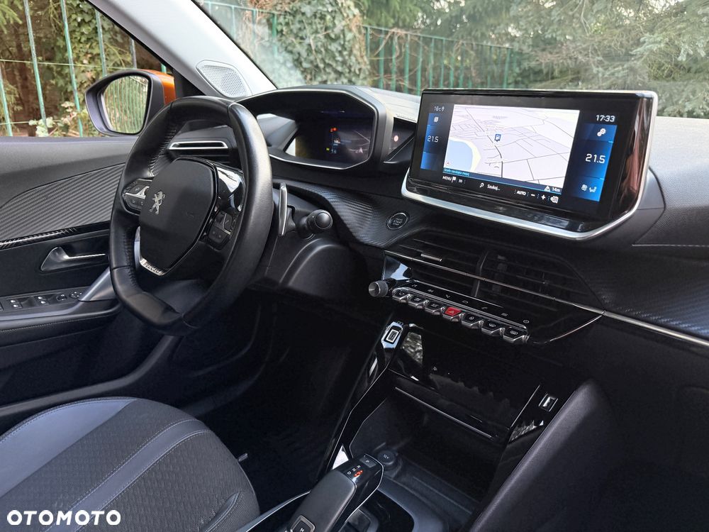 Peugeot 2008 BlueHDi 130 EAT8 Allure Pack - 40