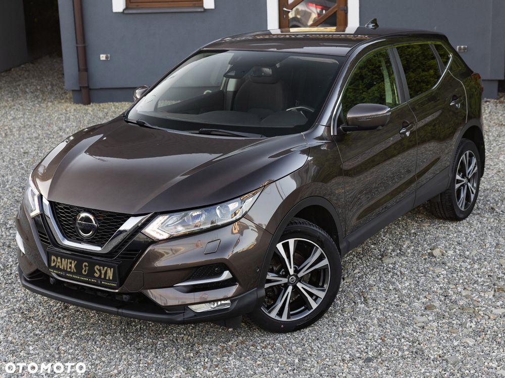 Nissan Qashqai 1.5 dCi N-Connecta - 9