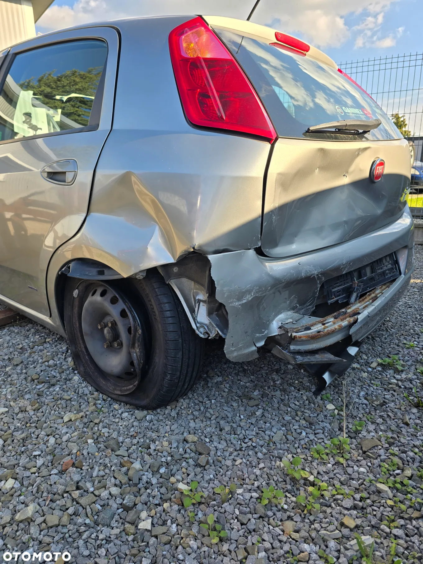 Fiat Punto 1.2 16V Dynamic - 2
