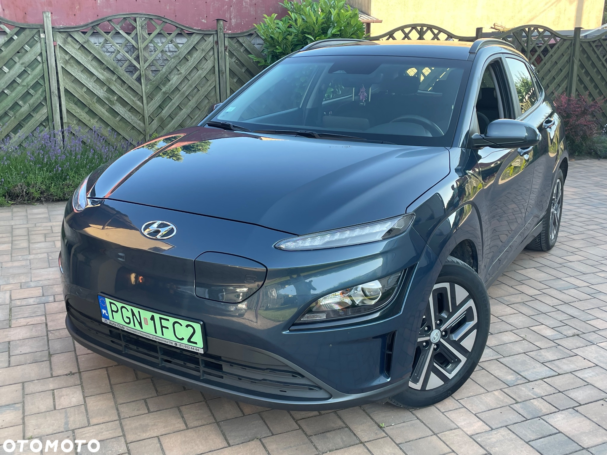 Hyundai Kona Electric 64kWh Style - 2