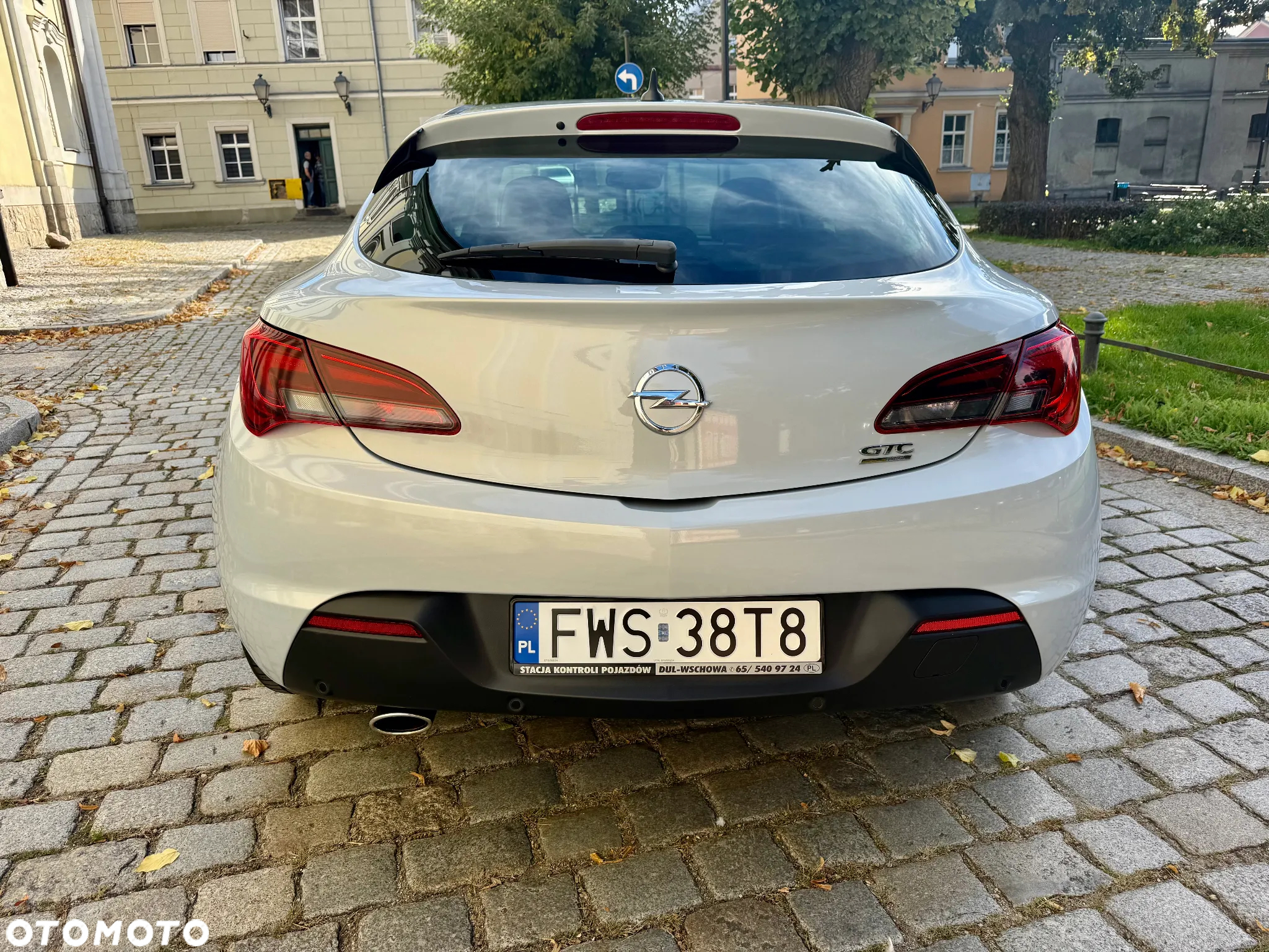 Opel Astra IV GTC 1.4 T Sport S&S EU6 - 22