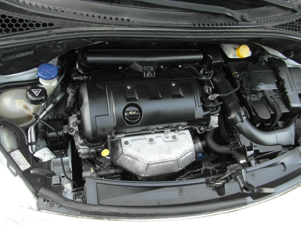 Citroën DS3 VTi 120 SoChic - 36