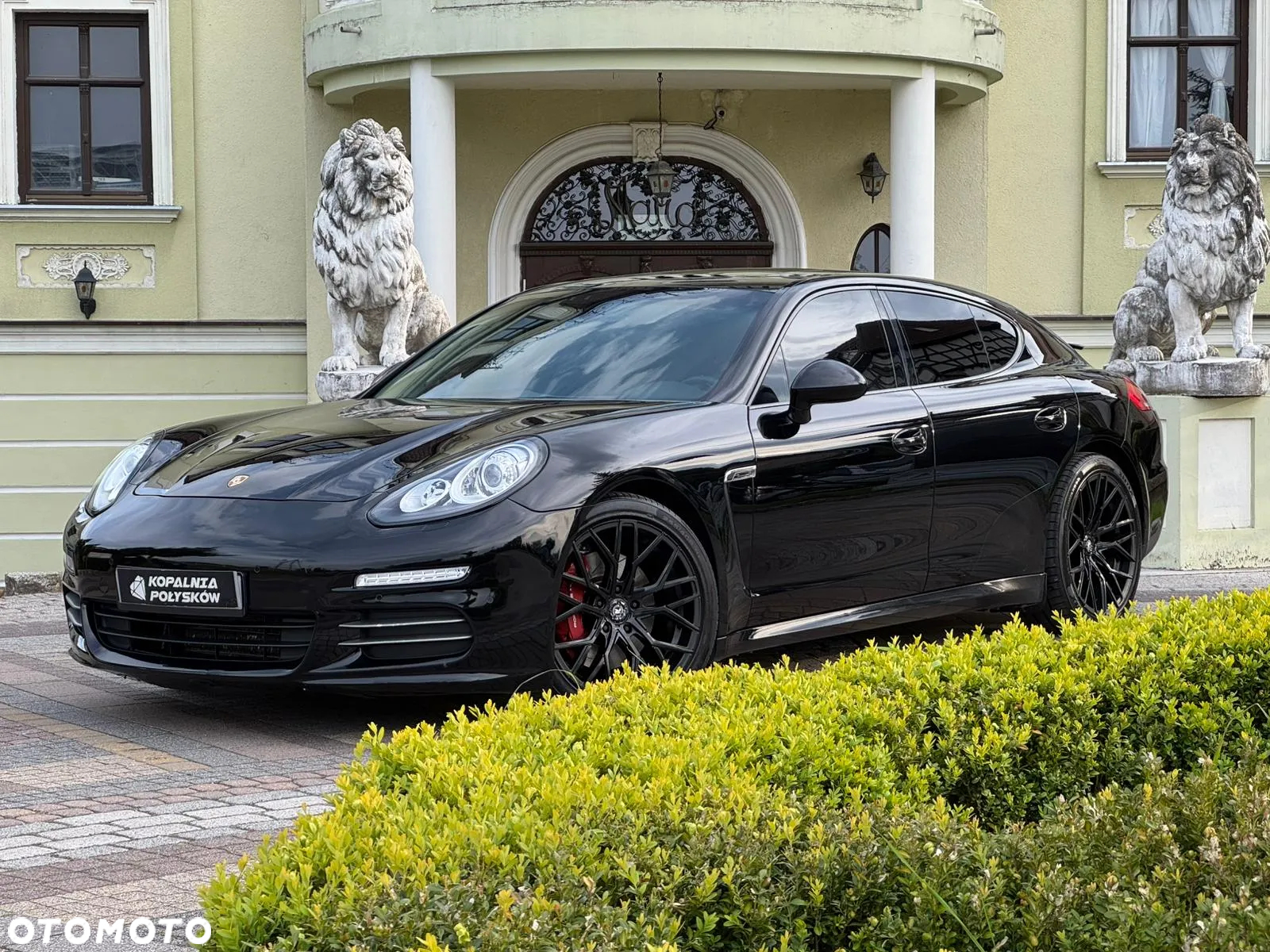 Porsche Panamera 4 Edition - 17