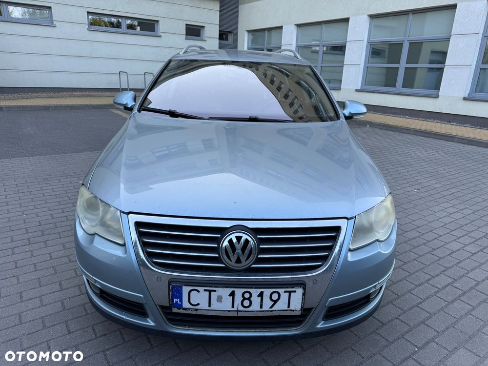 Volkswagen Passat 2.0 TDI Individual Chrom - 9
