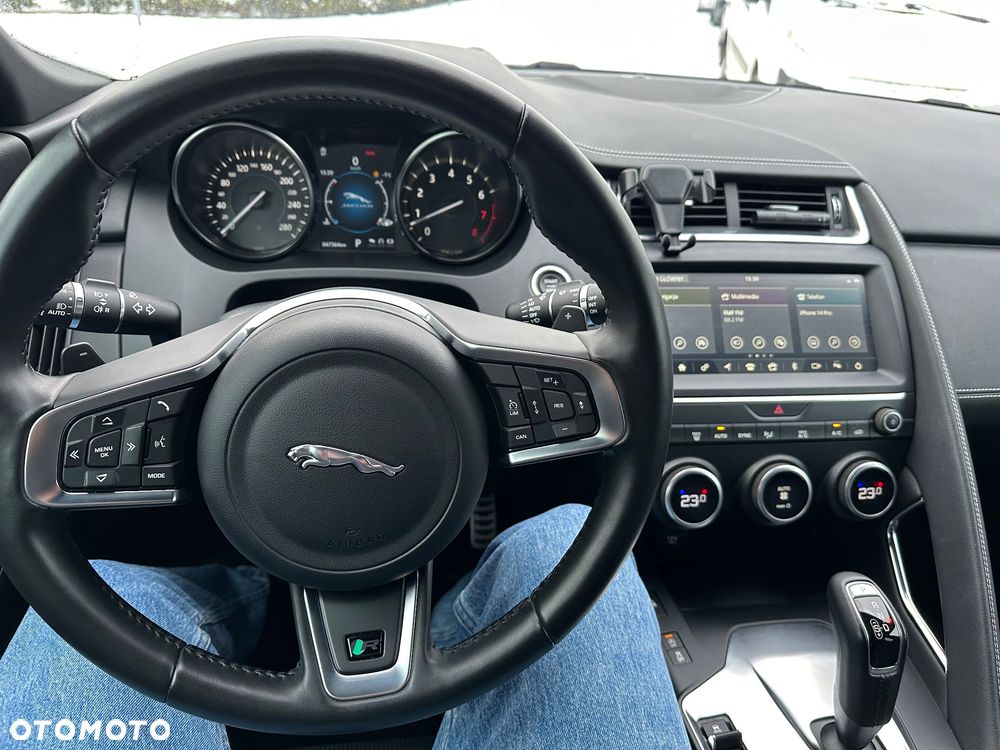 Jaguar E-Pace P300 AWD R-Dynamic S - 11