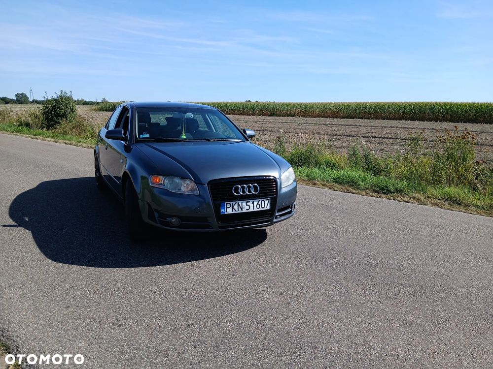 Audi A4 Limousine - 5