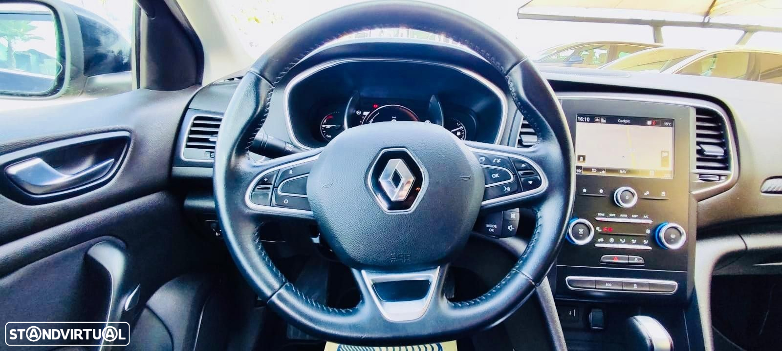 Renault Mégane 1.3 TCe Limited EDC - 11